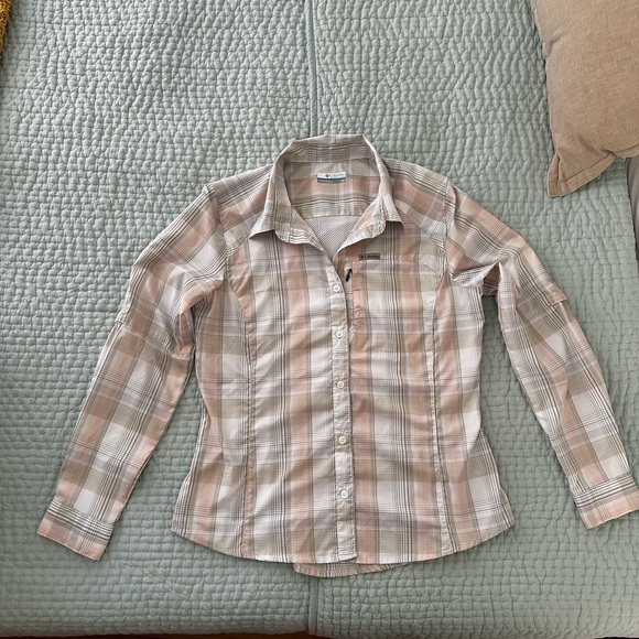 Columbia Women’s Plaid Button-Up Hiking Shirt - Picture 1 of 6